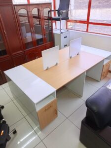 4-Way Modular Workstation - Image 7